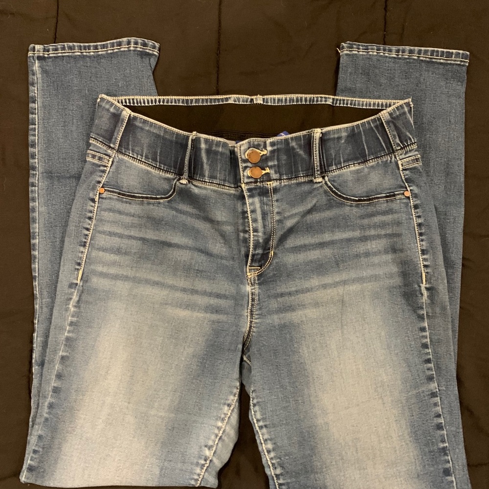 Apt. 9 Jeans